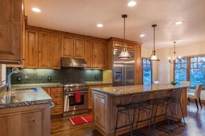 Fridge, microwave, oven, stovetop - Old Town Area: Convenient, modern, clean, attractive home on Empire and 10th. (Park City)