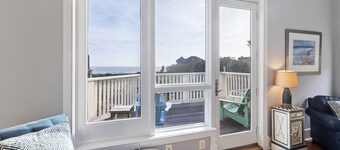 OCEANFRONT Home, Private Boardwalk in Vanderhorst Plantation!