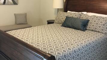 1 chambre, fer et planche à repasser, Wi-Fi, literie fournie