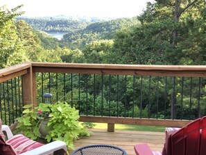 Property grounds - Peaceful and Serene w/ Hot Tub and View (Eureka Springs)