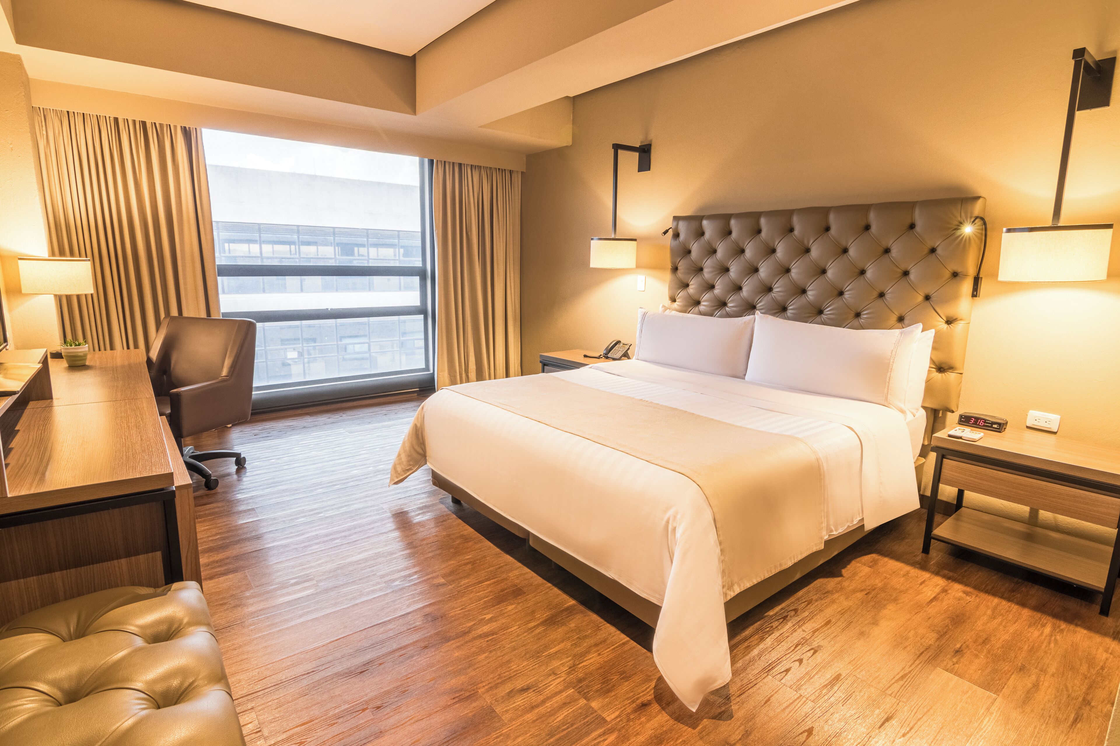 superior room, 1 king bed | minibar, in-room safe, desk, blackout curtains