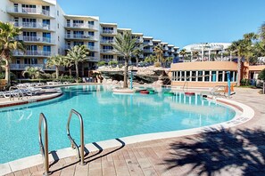 A heated pool - Available 12/27-1/3 10% OFF!   Waterscape Gulf Views; Up to 20% off Low Rates!!! (Ft Walton Beach)