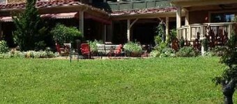 Hidden Treasure Near Downtown!