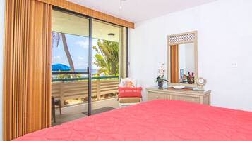 2 bedrooms, in-room safe, iron/ironing board, WiFi