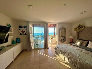 1 bedroom, in-room safe, iron/ironing board, free WiFi