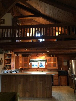 Interior - Large Log Cabin On 12 Private Acres With Fishing Pond Near Mohican State Park (Butler)