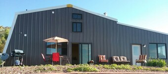 The Hideaway Is The Place To Stay For Privacy, Relaxation, And Seclusion.