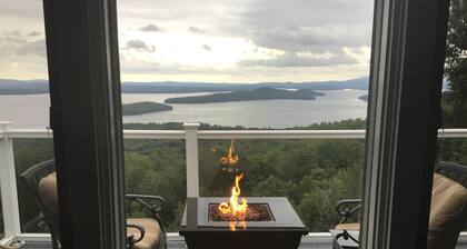 Ski Gunstock 3 minutes away then relax overlooking lakeWinnipesaukee
mile