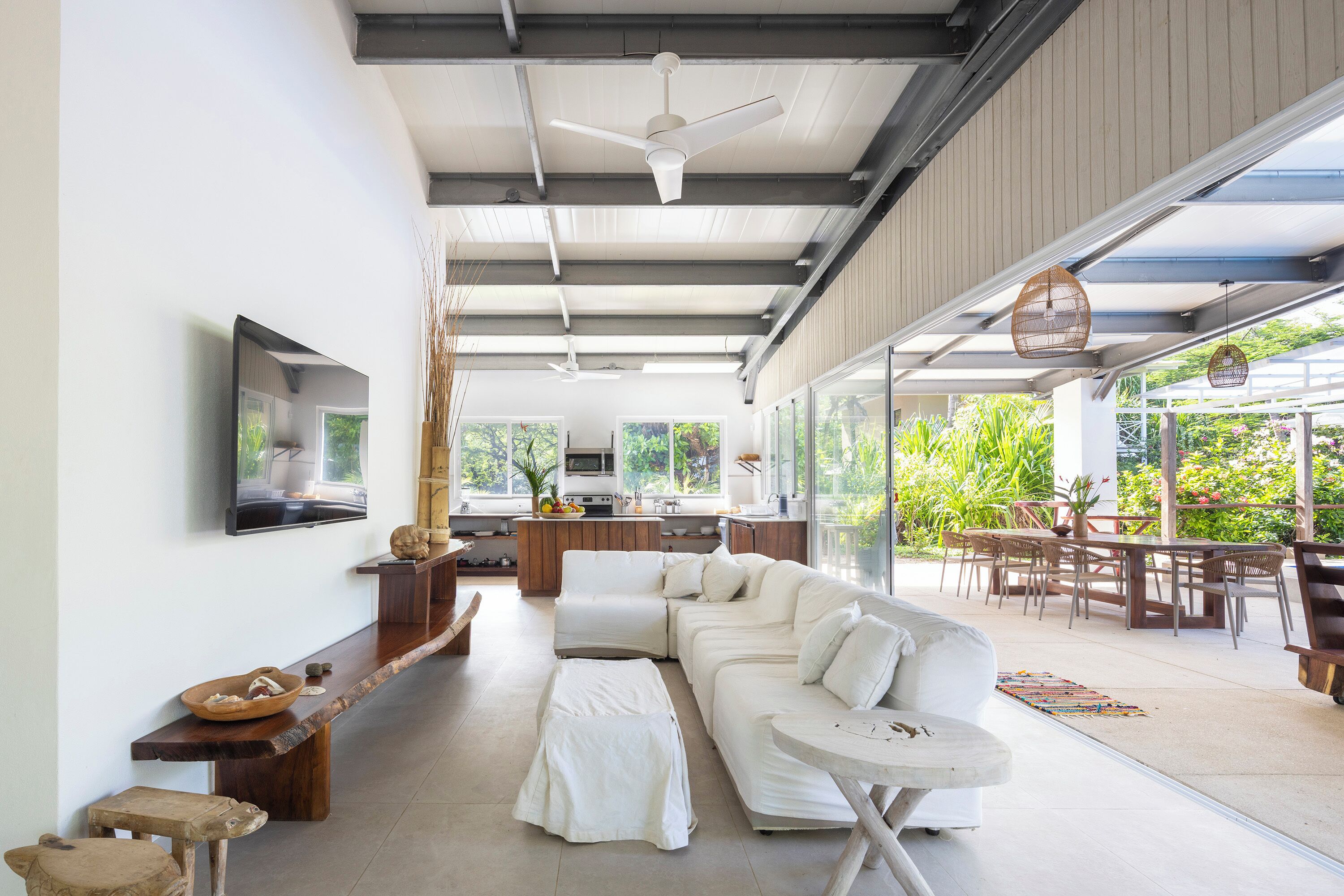 Smart TV y reproductor de DVD 