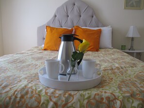 2 Schlafzimmer, Schreibtisch, Bügeleisen/Bügelbrett, kostenloses WLAN