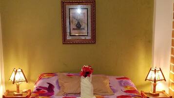 6 bedrooms, iron/ironing board, free WiFi, bed sheets