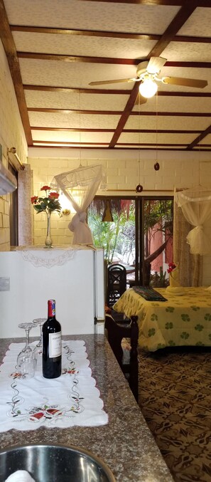 6 Schlafzimmer, Bügeleisen/Bügelbrett, kostenloses WLAN, Bettwäsche