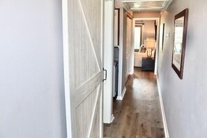 Interior - #232 Breakers Beautiful Beach Front.King Bed Best location on Hilton Head (Hilton Head Island)