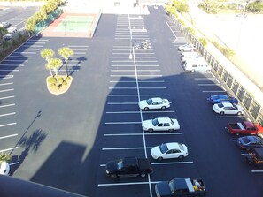 Property grounds - 2Br2Bath gulf view .Near Publix Sports Park. Ask for discount to receive 10% off (Panama City Beach)