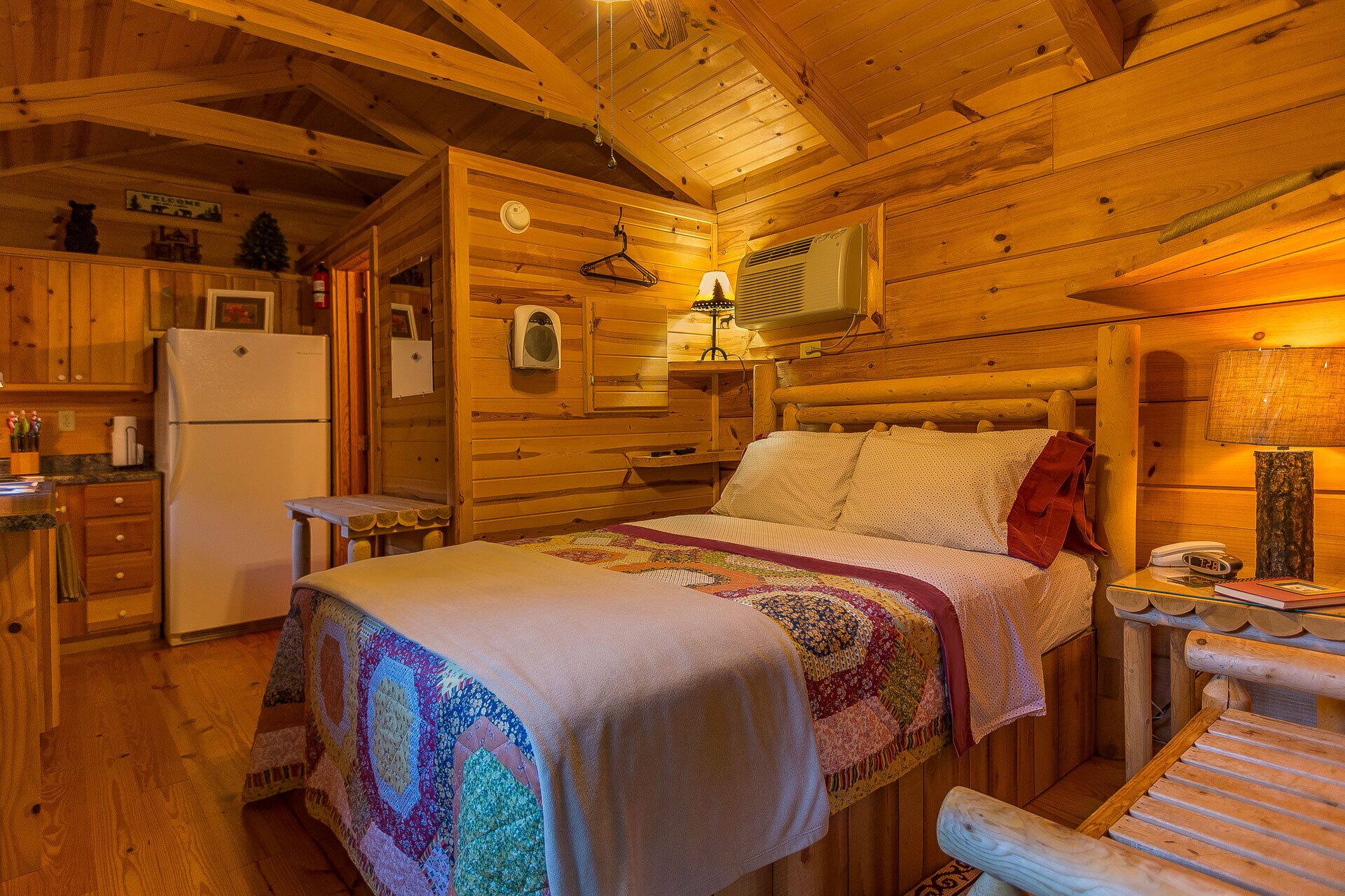 Mountain Serenity Close To Hiking, Rafting, Fishing And Kayaking.  "Coyote Song" - North Carolina