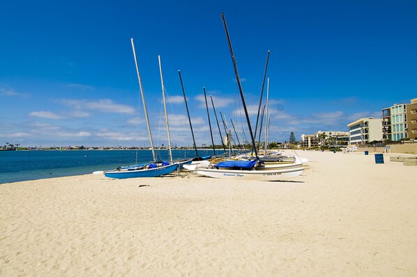 Sun-loungers, beach towels