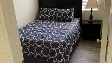 3 bedrooms, iron/ironing board, travel crib, free WiFi
