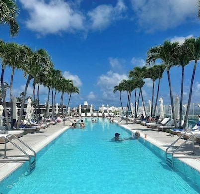 Oceanview-Residences - 1 Hotel - 1BR-1.5 Bath - Beachfront-Resort-Style
