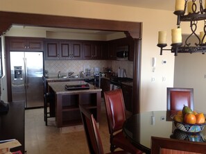 Fridge, microwave, oven, stovetop - Luxury Resort Villa That Sleeps 10 (Cabo San Lucas)