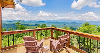 Breathtaking Views of 7 Mountain Ranges - Close to Asheville