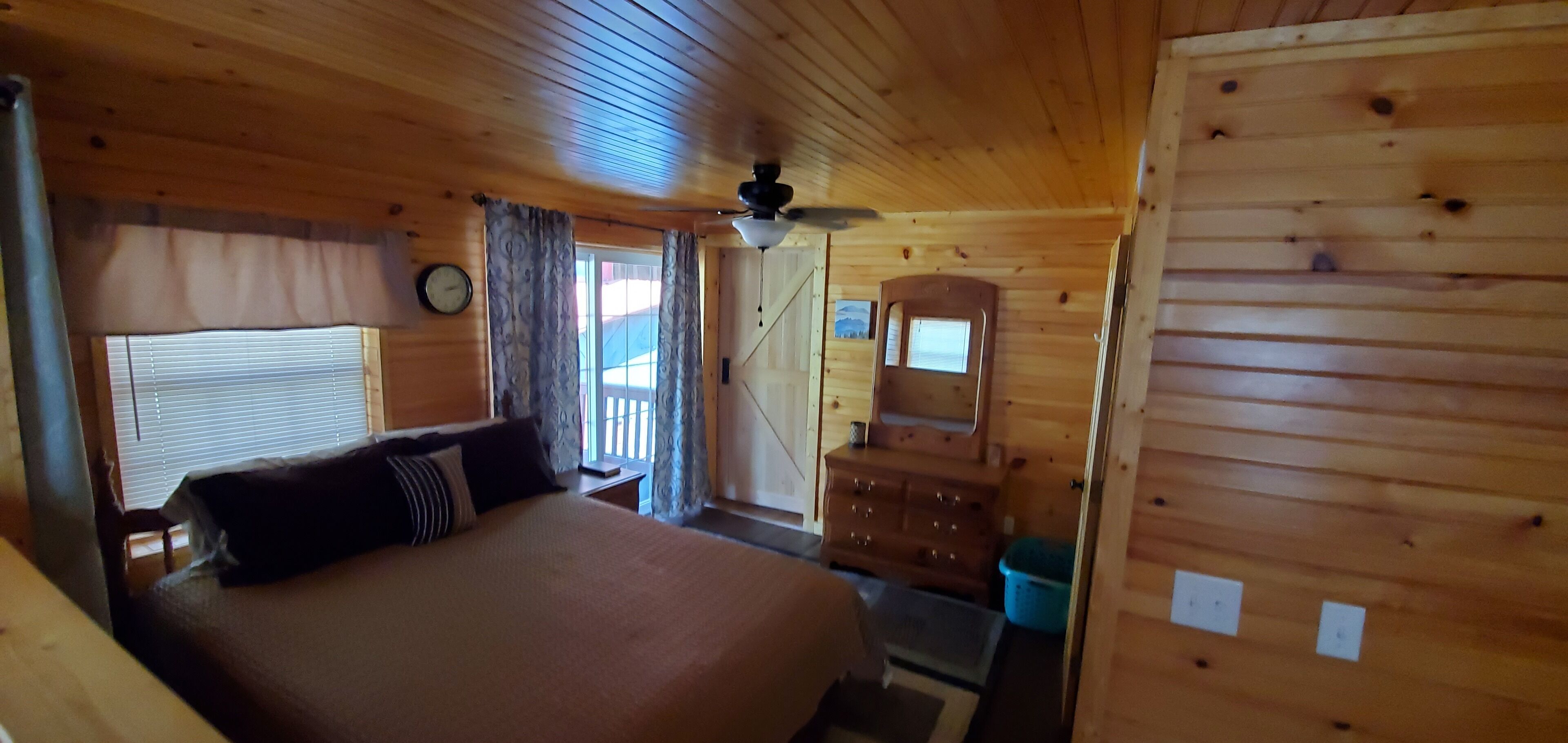 2 chambres, bureau, fer et planche à repasser, Wi-Fi gratuit