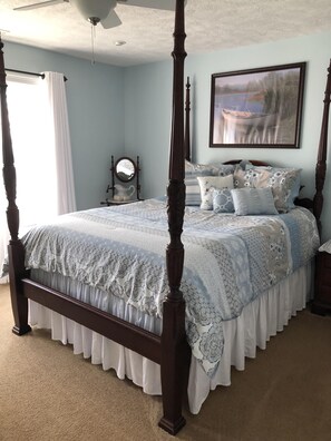 3 chambres, fer et planche à repasser, Wi-Fi gratuit, draps fournis