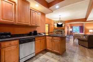 المنشأة من ا�لداخل