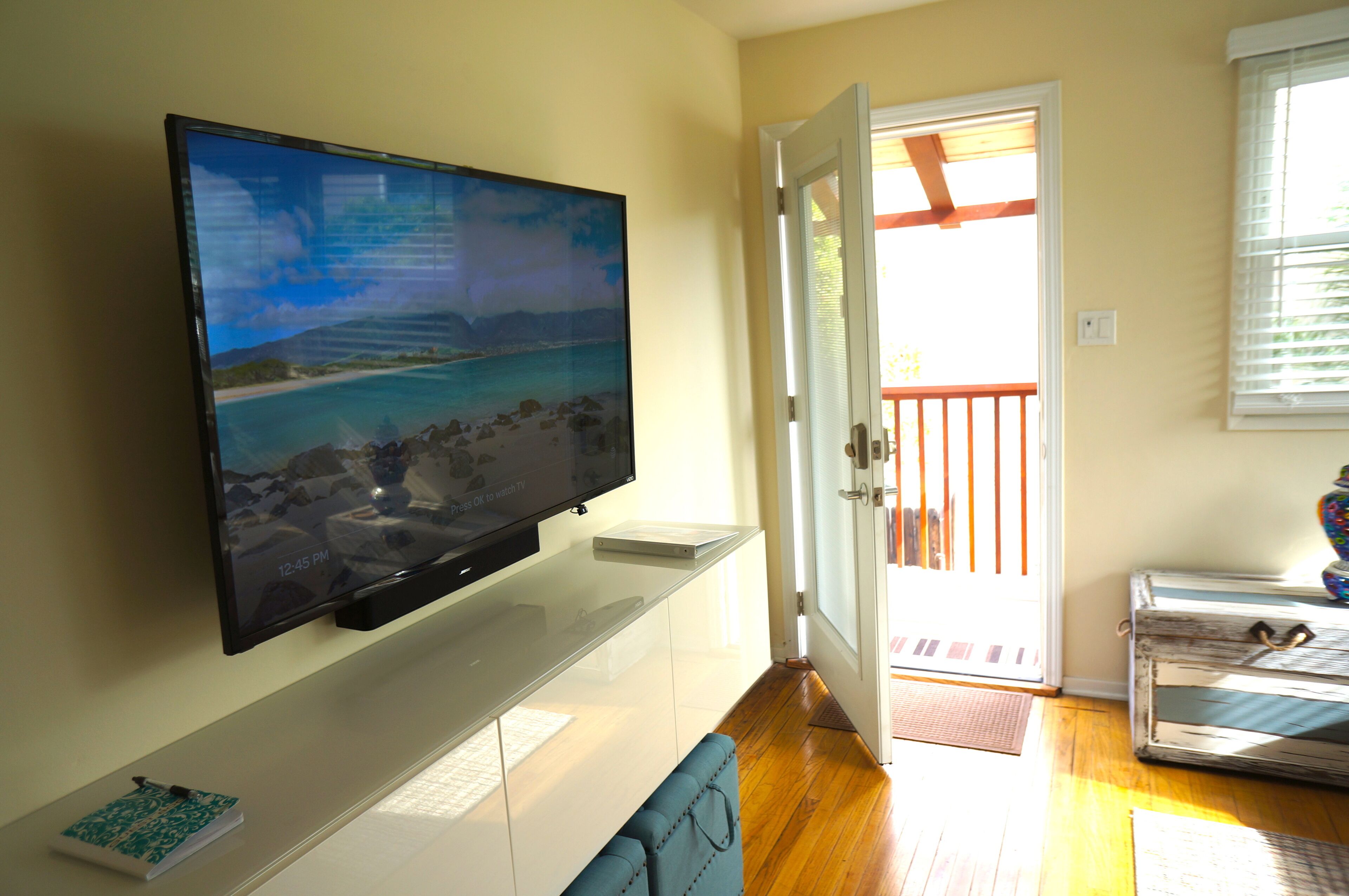 智能电视、DVD 播放器、影片库、立体声音响