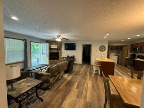 Smart TV, fireplace, DVD player, books