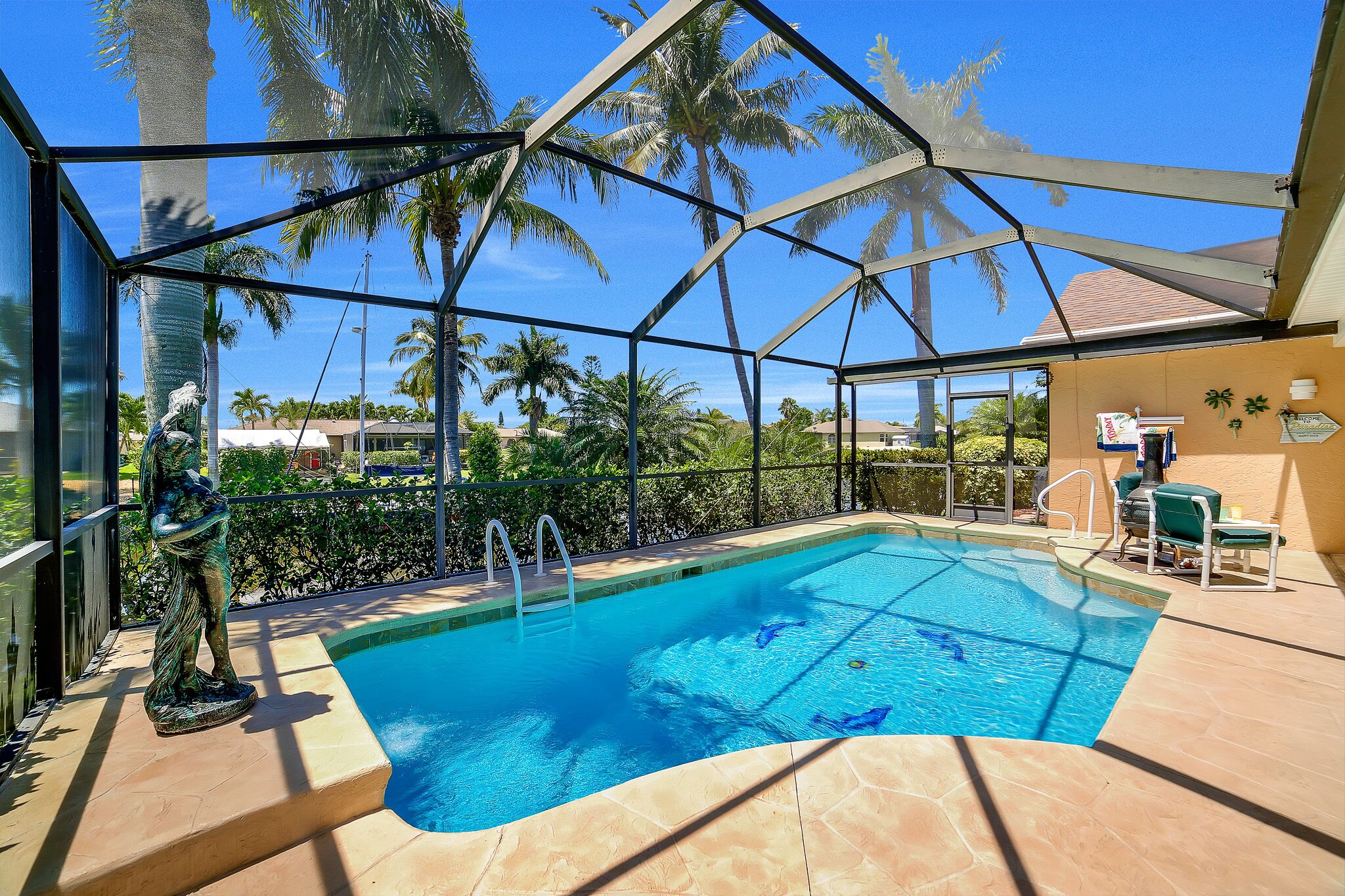 Piscine extérieure, piscine chauffée