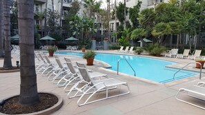Outdoor pool, a heated pool - Penthouse - Resort living (Irvine)