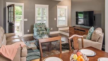 TV connectée, jeux vidéo, lecteur de DVD, livres