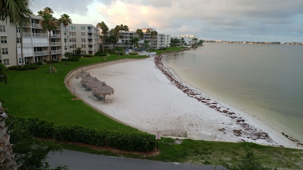 Sun loungers, beach towels