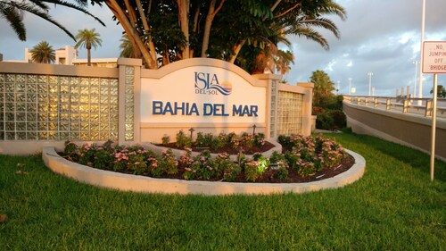 Genießen Sie ruhige Sonnenuntergänge im Club Bahia