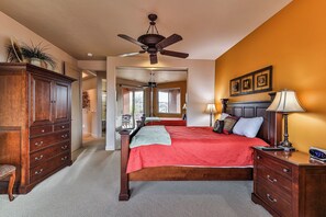 2 habitaciones, escritorio, tabla de planchar con plancha y wifi gratis 