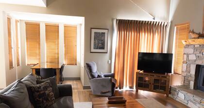 Grande grande maison de ville familiale de luxe - 4 chambres - dans Snowcreek 4 - (BTC # 7382)