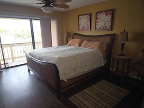 2 bedrooms, iron/ironing board, free WiFi, bed sheets - Water Front on Turtle Lagoon. Minutes from Turtle Beach & Siesta Key Beach (Sarasota)