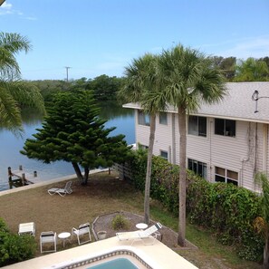 Terrace/patio - Water Front on Turtle Lagoon. Minutes from Turtle Beach & Siesta Key Beach (Sarasota)
