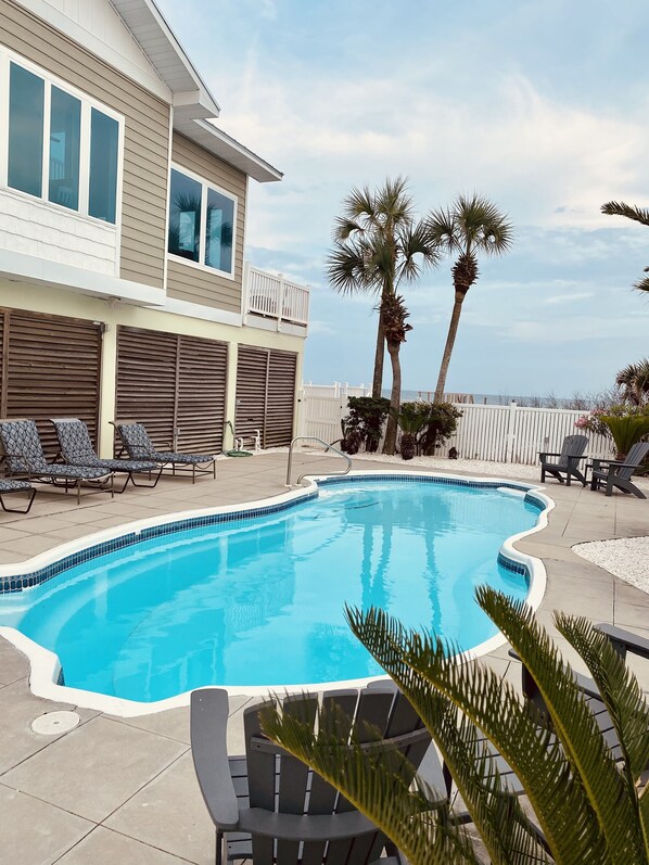Outdoor pool, a heated pool - SGI Paradise - Beachfront Home, 4 Bdrm, 3 Bath, Sleeps 13, 22 Steps to the Beach (St George Island)