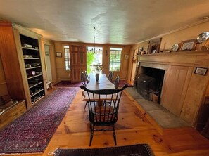 Dining - Antique Farmhouse Totally Restored  (Sheffield)