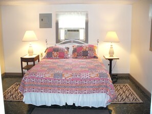 1 chambre, bureau, Wi-Fi gratuit, draps fournis