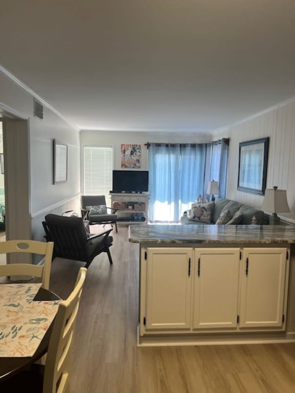 Wonderful Ocean View Condo And Steps Away From The Beach - Atlantic Beach, NC