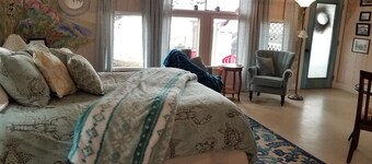 River View Country Cottage