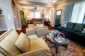 Smart TV, fireplace, DVD player, books