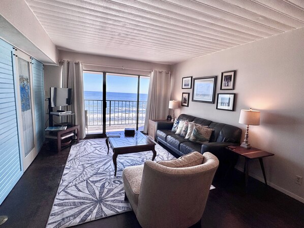 Smart TV, DVD player, books