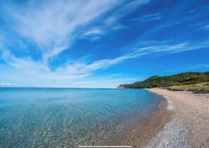 Sulla spiaggia, teli da spiaggia