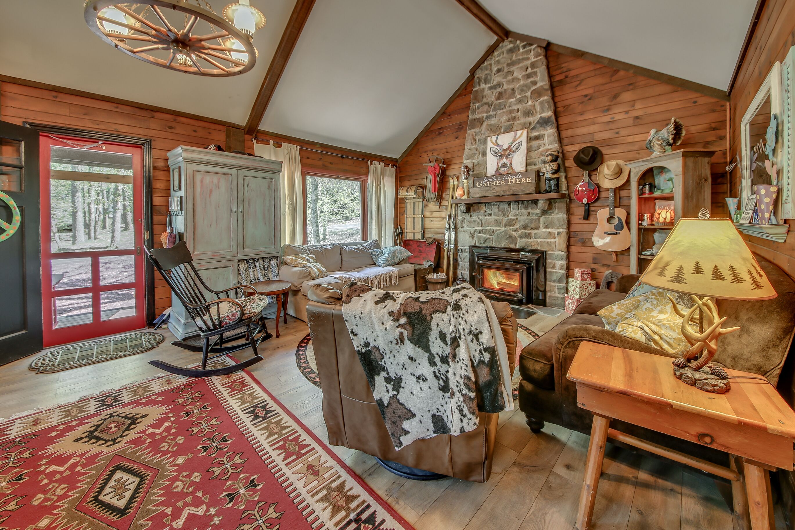 Rustic cabin at the rock.