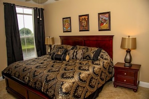 4 bedrooms, iron/ironing board, WiFi, bed sheets