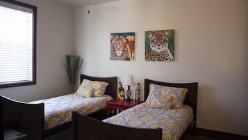 5 bedrooms, iron/ironing board, travel crib, WiFi (free)