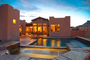 Outdoor pool, a heated pool - Spectacular Home Near Zion with Pool and Hot Tub (Virgin)